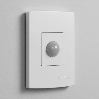 Sensor Presença Qualitronix QI8M Embutir Bivolt 180 Branco