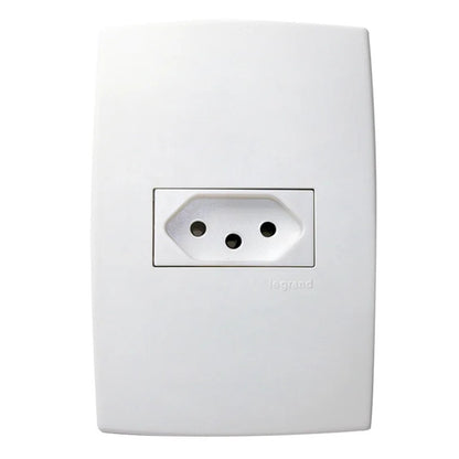 Tomada 2 Polos e Terra 10A Horizontal com Placa Pialplus Plus Branco
