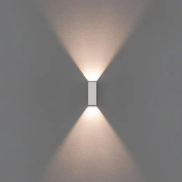 Arandela LED Wall Mini 5W 3000K 2 Fachos Branco 4 Graus IP65 Stella