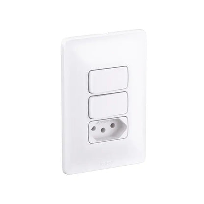 Interruptor 2 Seções com 1 Tomada 2 Polos e Terra 10A com Proteção Linha Zeffia GL Branco