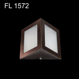 Arandela Fabrica da Luz 1570 Ouro Velho Triangular 18x18 1 E27