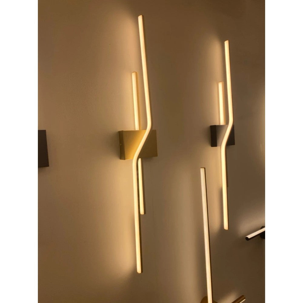 Arandela Tron 3000K 31W 89cm Gold Hevvy