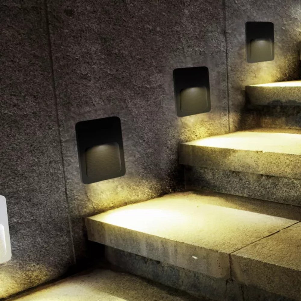 Balizador de LED de Parede 2W 3000K Luma Preto IP65 PIX