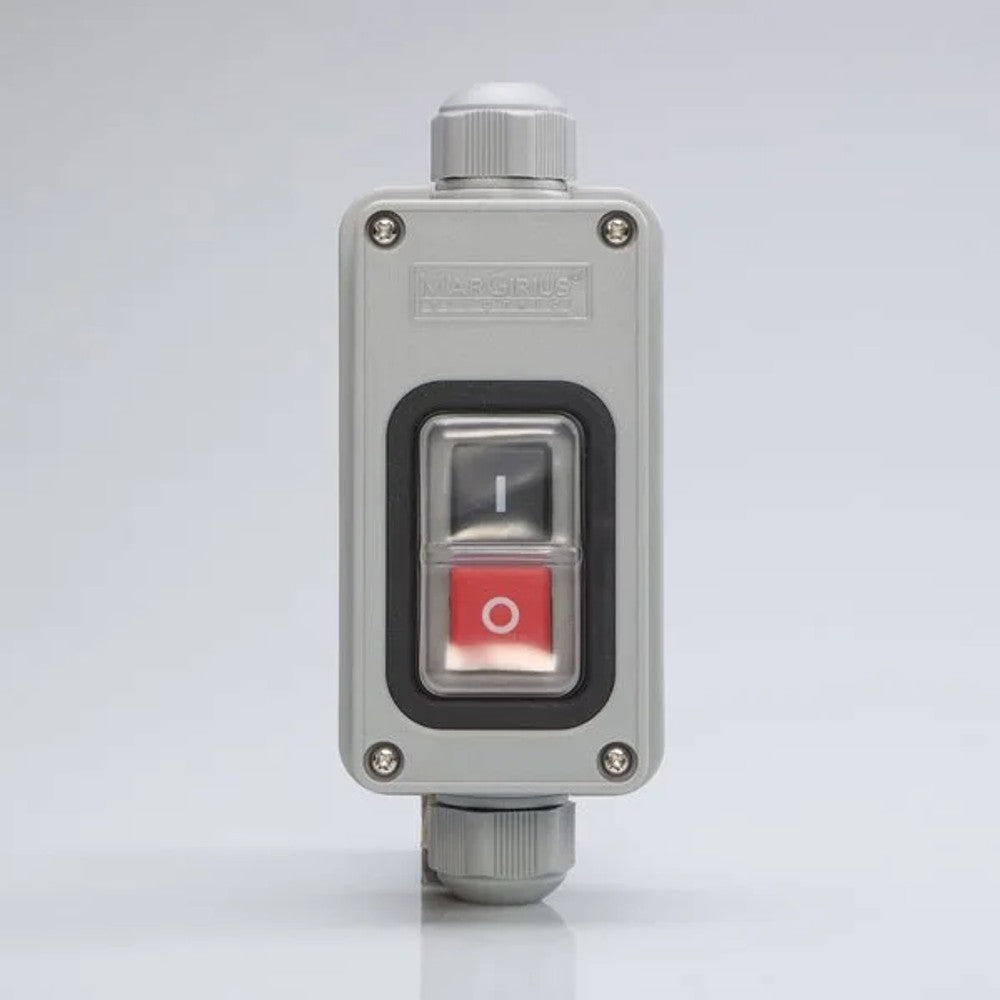 Chave Tripolar CS103A 30A MarGirius C1A1FETP-TRIP.30A