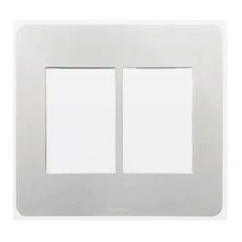 Placa 4x4 6P Branco JA4826M6JW Matix Go Legrand